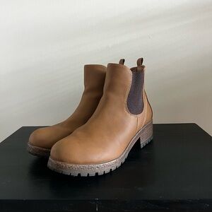 Brown Ankle Chelsea Boots
